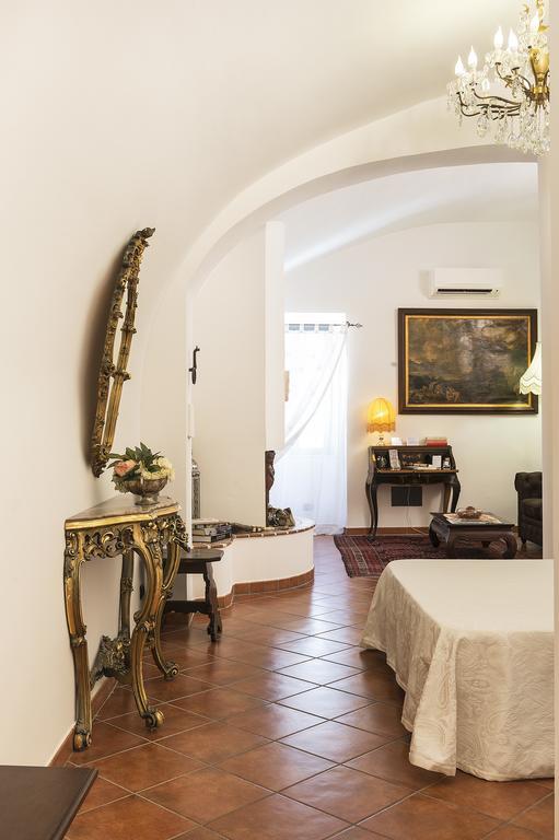 Вилла Palazzo Castelleschi Тарквиния Экстерьер фото